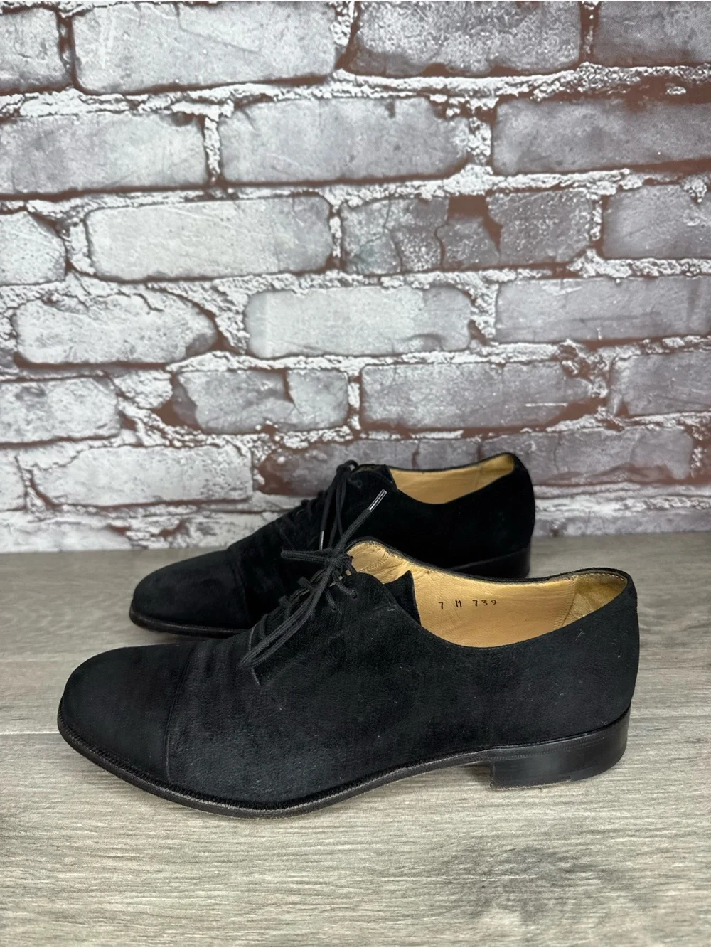 GRAVATI NEIMAN MARCUS Black Suede Leather Cap Toe Oxfords women sz 7M US/37.5EU